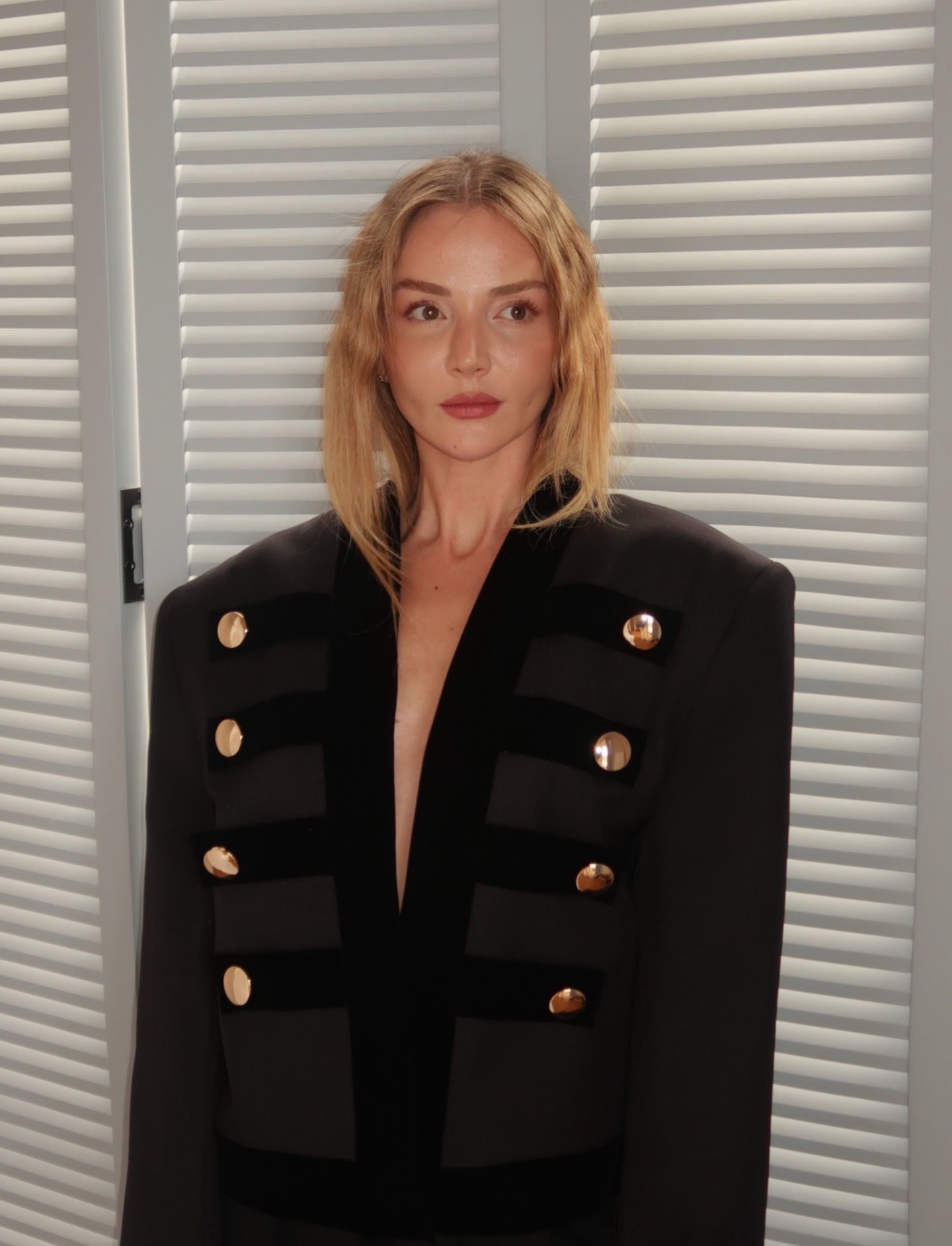 THE MONARCH BLAZER BLACK